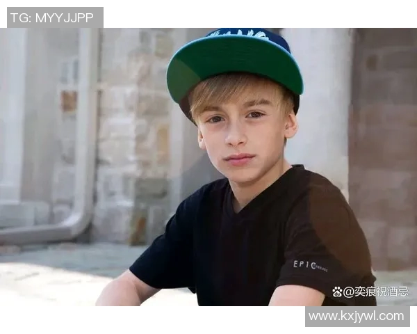 16岁足球新星颜值与才华并存 全球最帅球员瞬间吸引无数目光