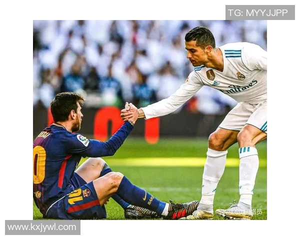 足球巨星对比解析：梅西与C罗谁是当代最强球员的真正代表